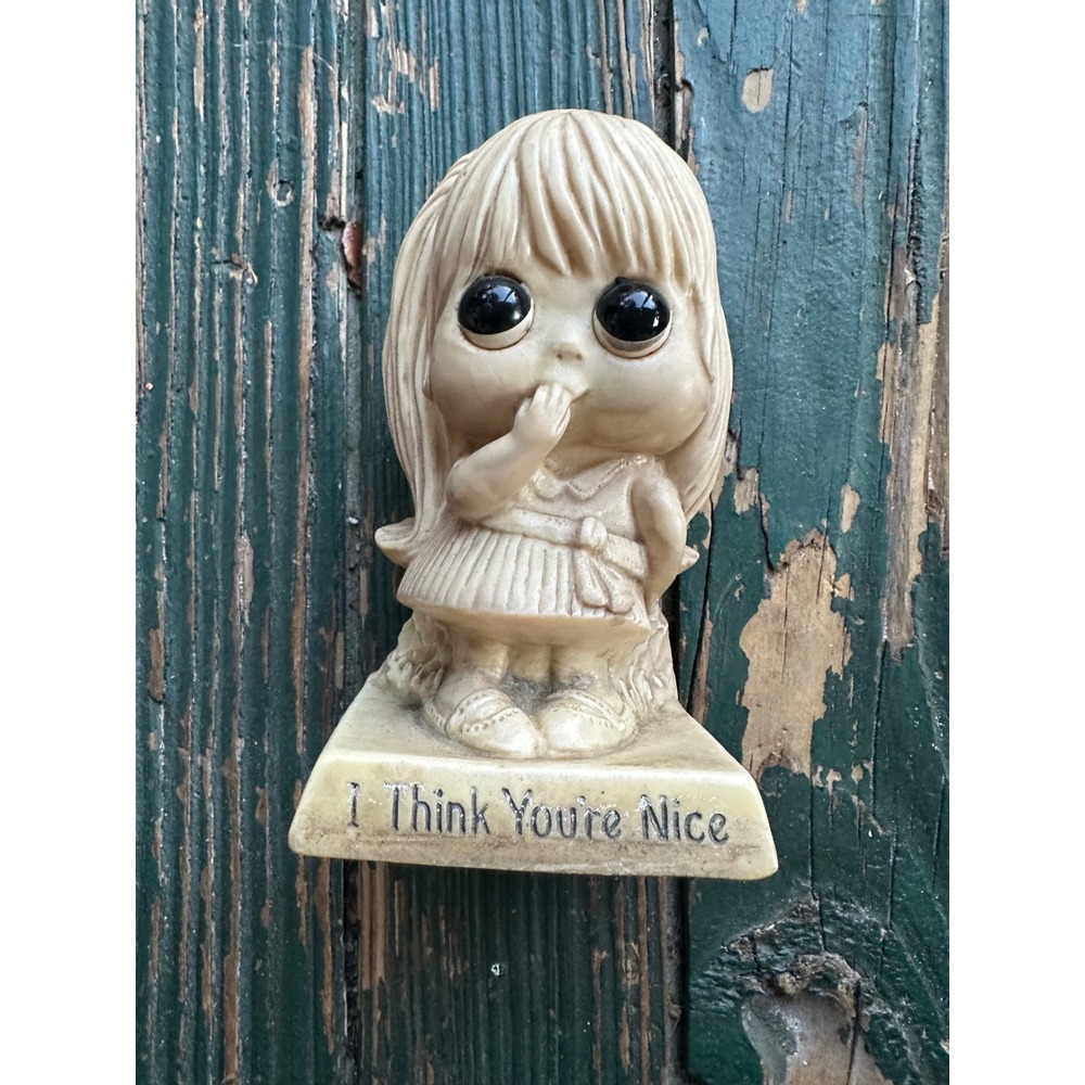 Vintage 1970 Russ Berrie I Think Youre Nice Figurine Big Eye Girl 5 Inch 919